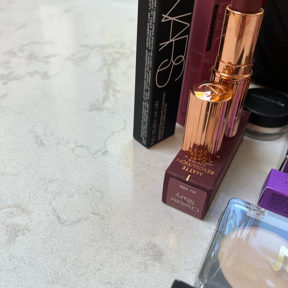 Brand New Makeup Bundle with NWT Victoria Secret Makeup Bag - Picture 11 of 12